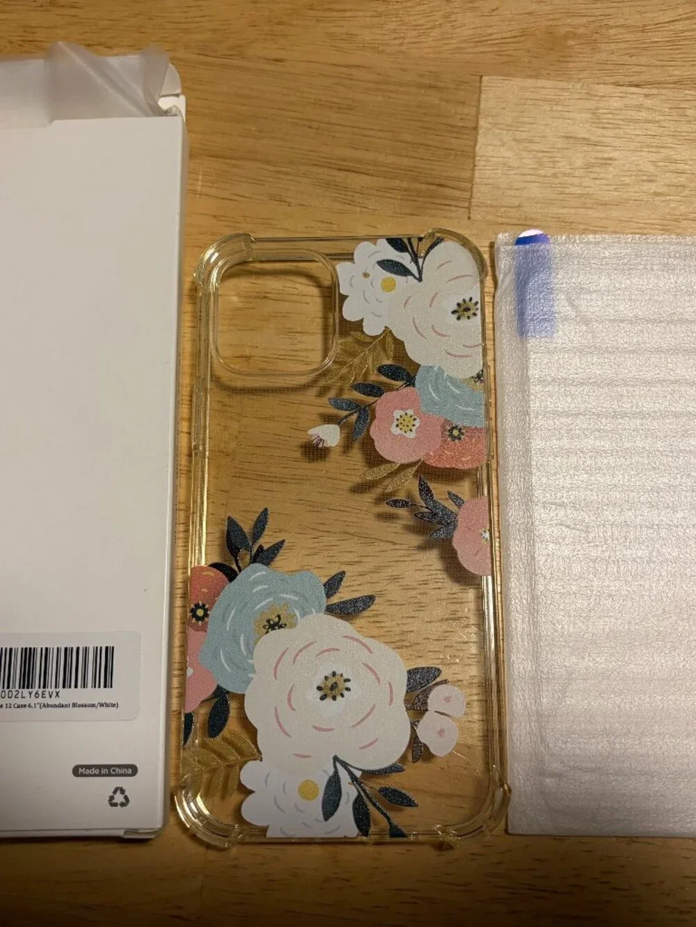 GVIEWIN PHONE CASE FOR IPHONE 12 - BRAND NEW (NEVER USED)